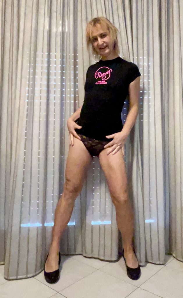 BiancaConMagliettaNinas