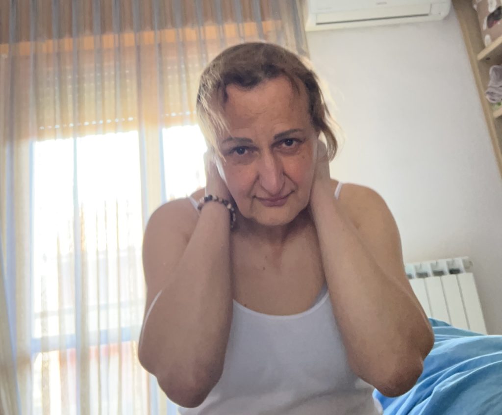 Bianca appena svegliata cover