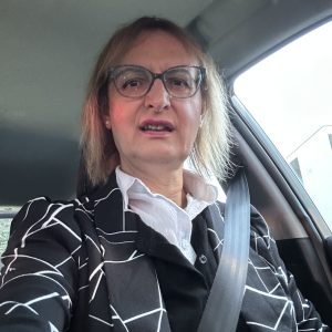 BiancaInAutoSuperProfessionale
